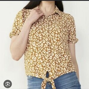 Nine West leopard button-down tie front top